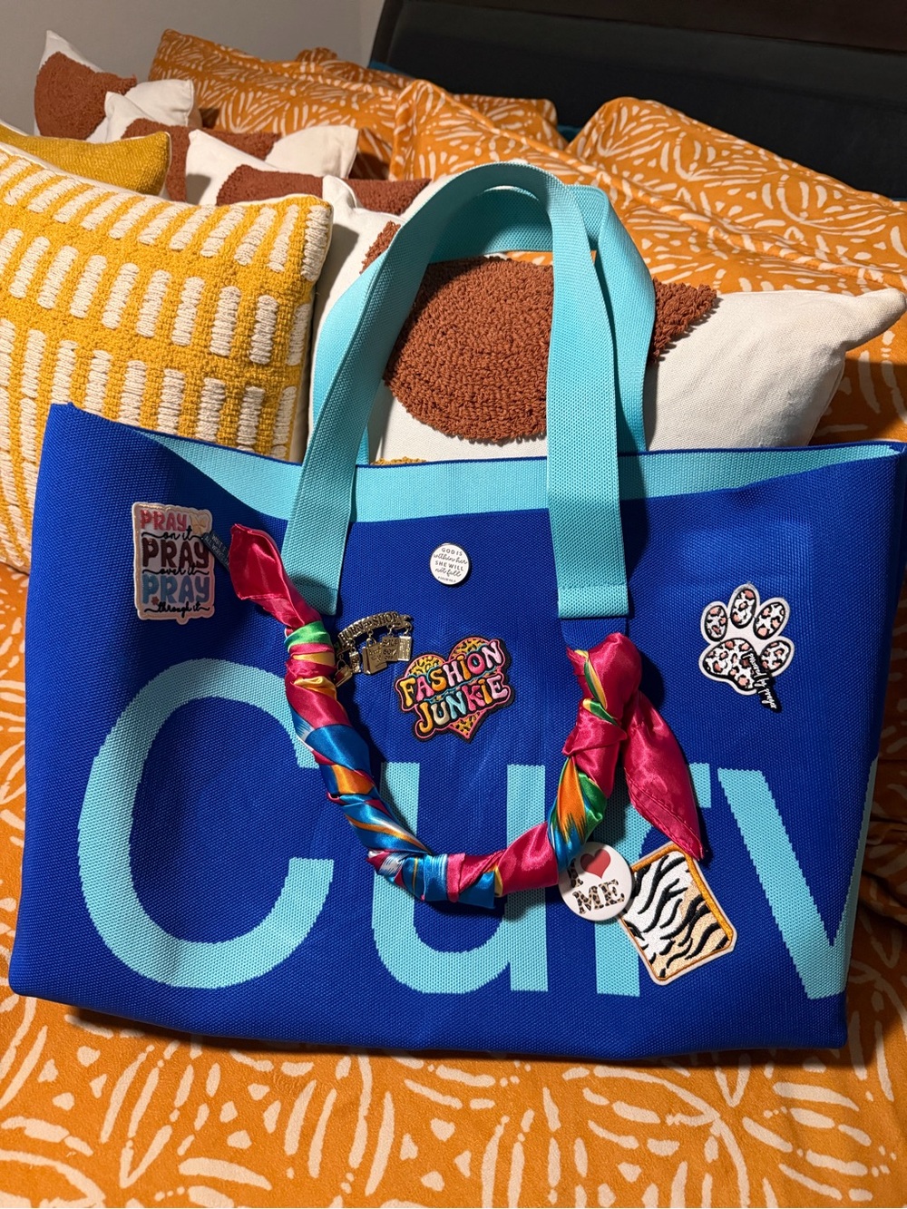 CURVE BAG Blue/Baby Blue Canvas Tote Bag with  - Fashionable Accents & Patches